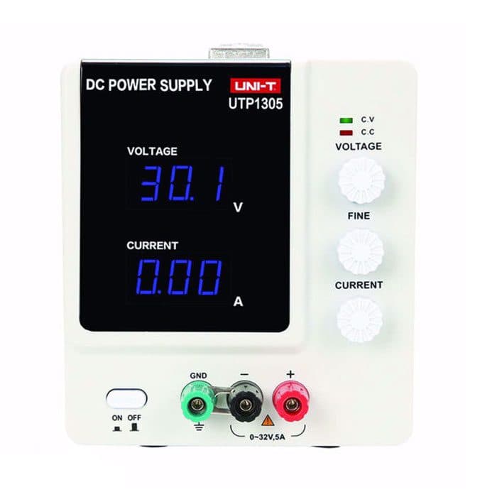 منبع تغذیه UNI-T UTP1305