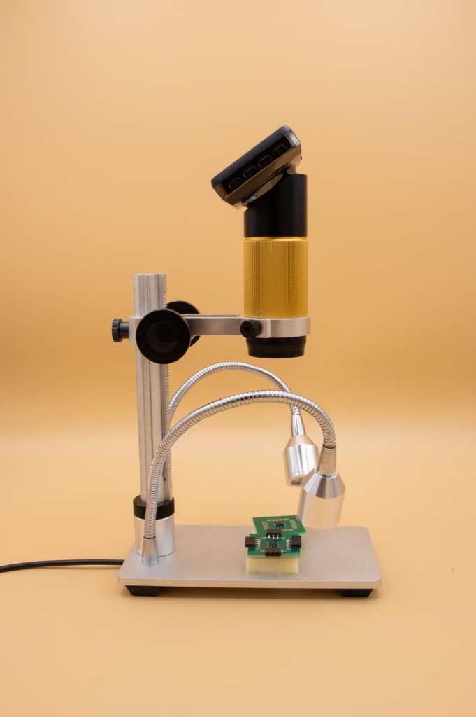 کاربرد لوپ در تعمیرات موبایل